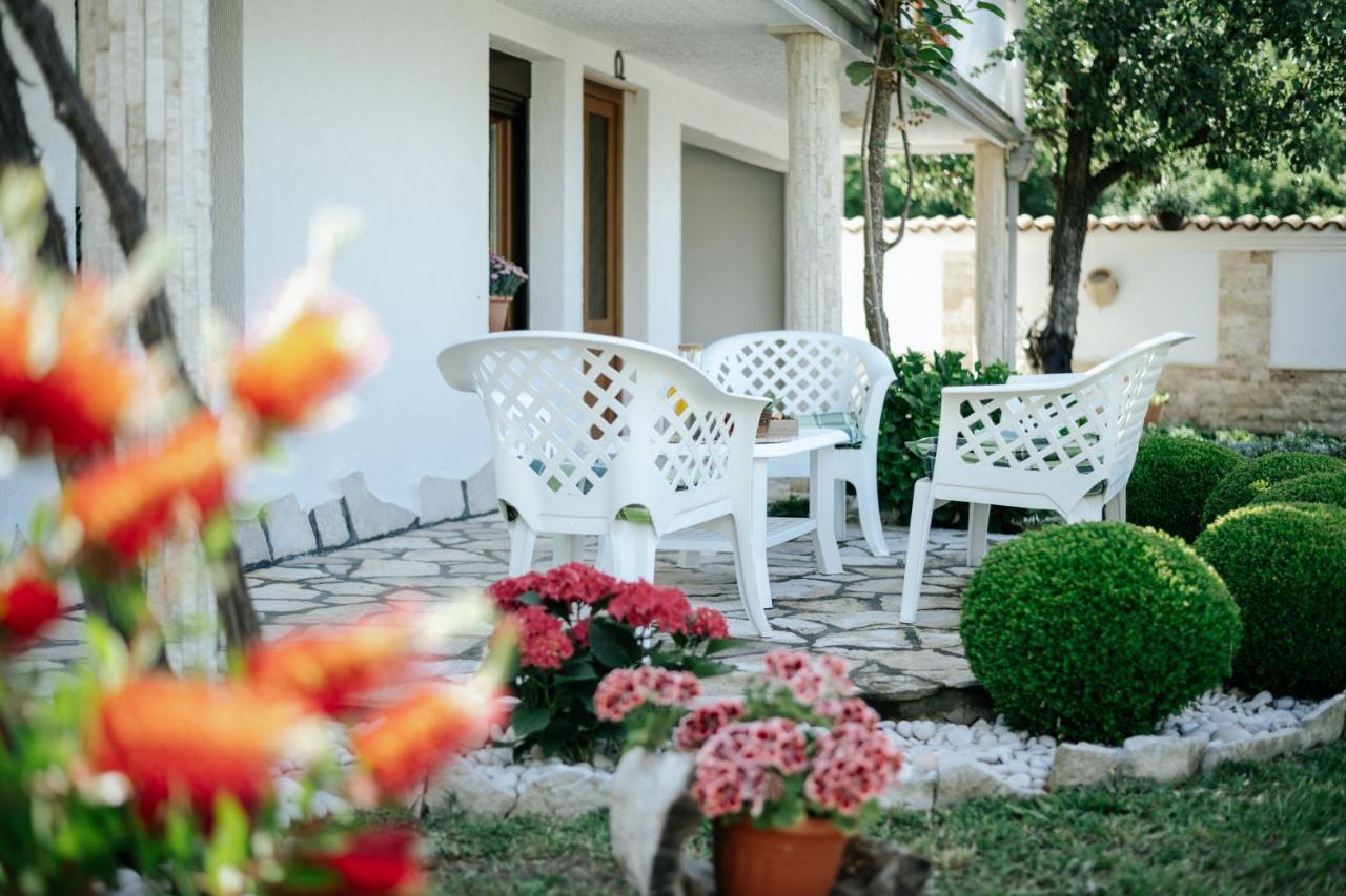 Markovic Village Apartments Ulcinj Exterior photo